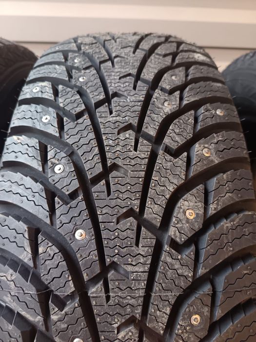 Продам шины 225/60/17