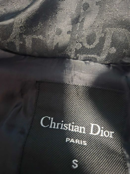 Яке christian dior paris