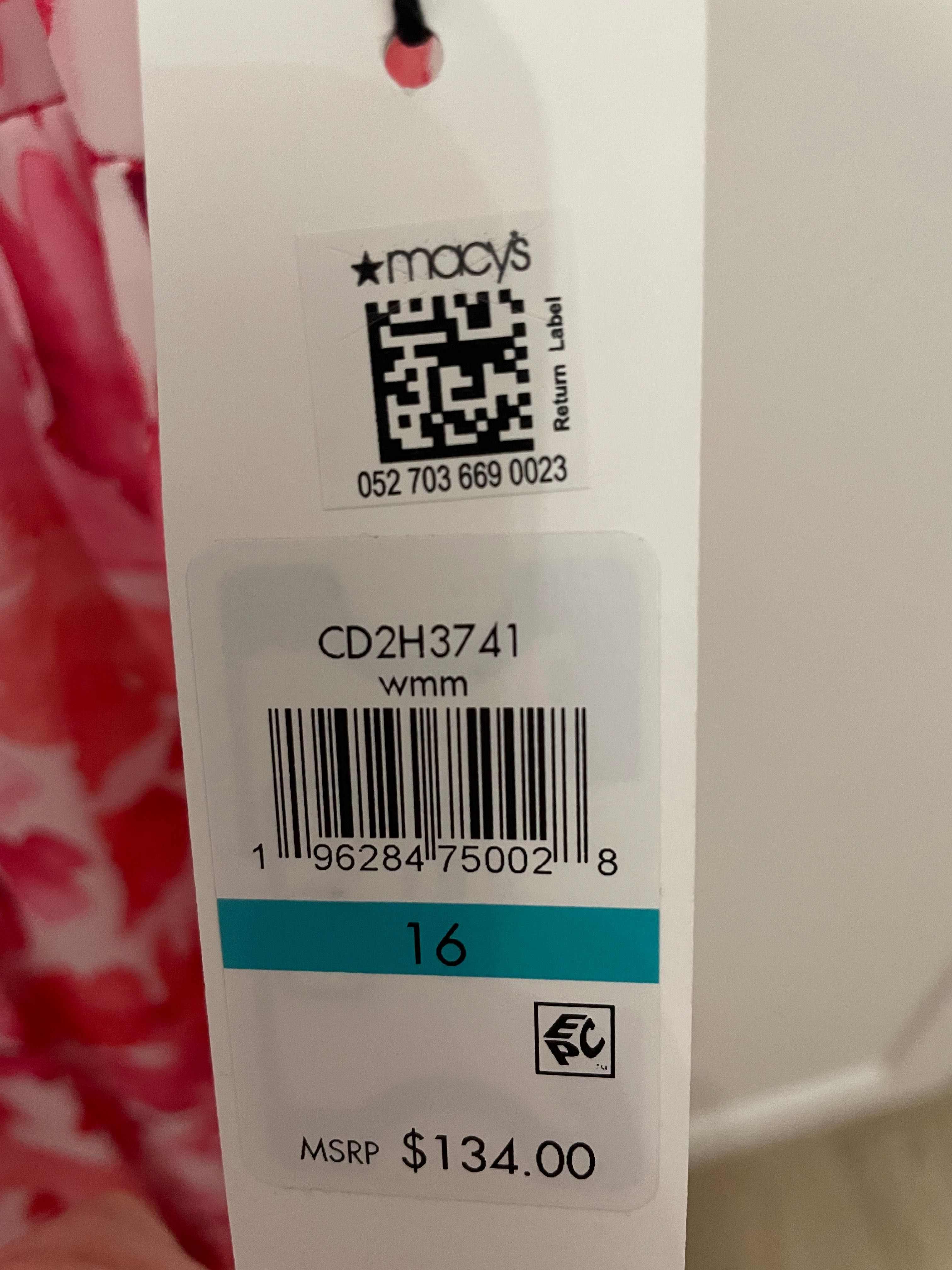 Vand rochie noua cu eticheta Calvin Klein