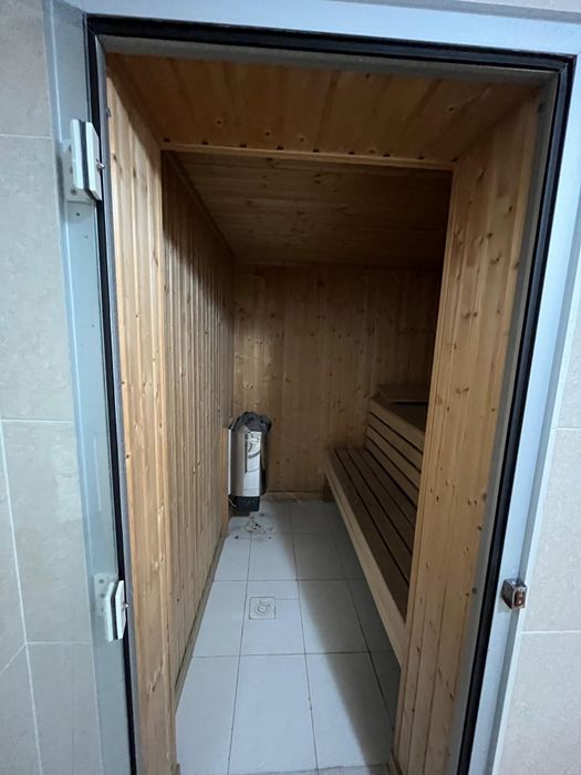 Благоустроенный 2-х этажный дом в микрорайоне "САМАЛ-1".