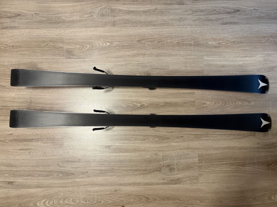 Schiuri Atomic Redster S9 153 cm + legături XDR 12 GW