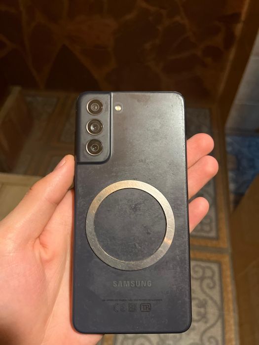 Samsung. s21. fe