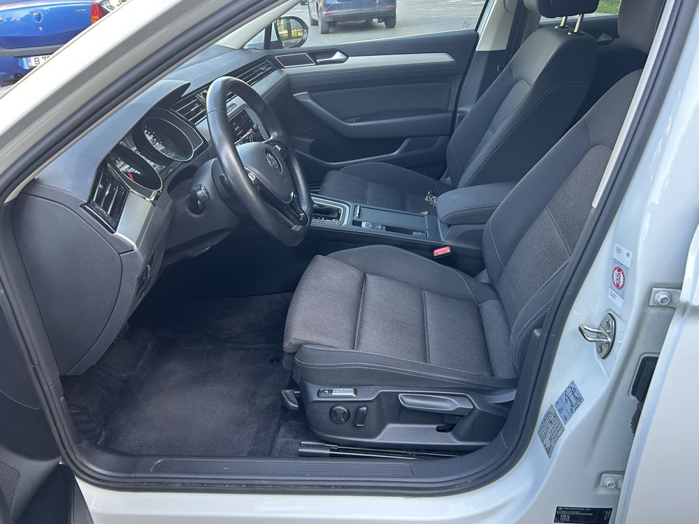 Volkswagen Passat 2019 automat Led navi camera impecabil variante +/-