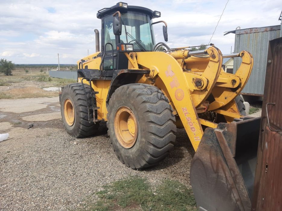 Услуги Погрузчика 3 кубовый