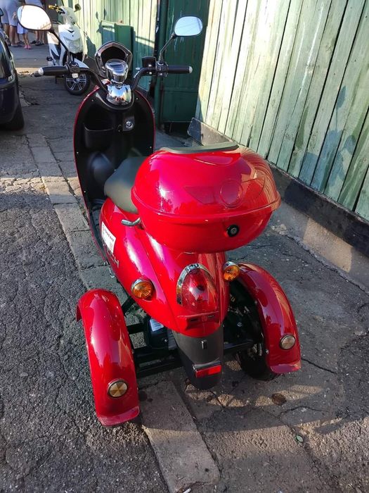 Vand trotinetă electrică 2 locuri