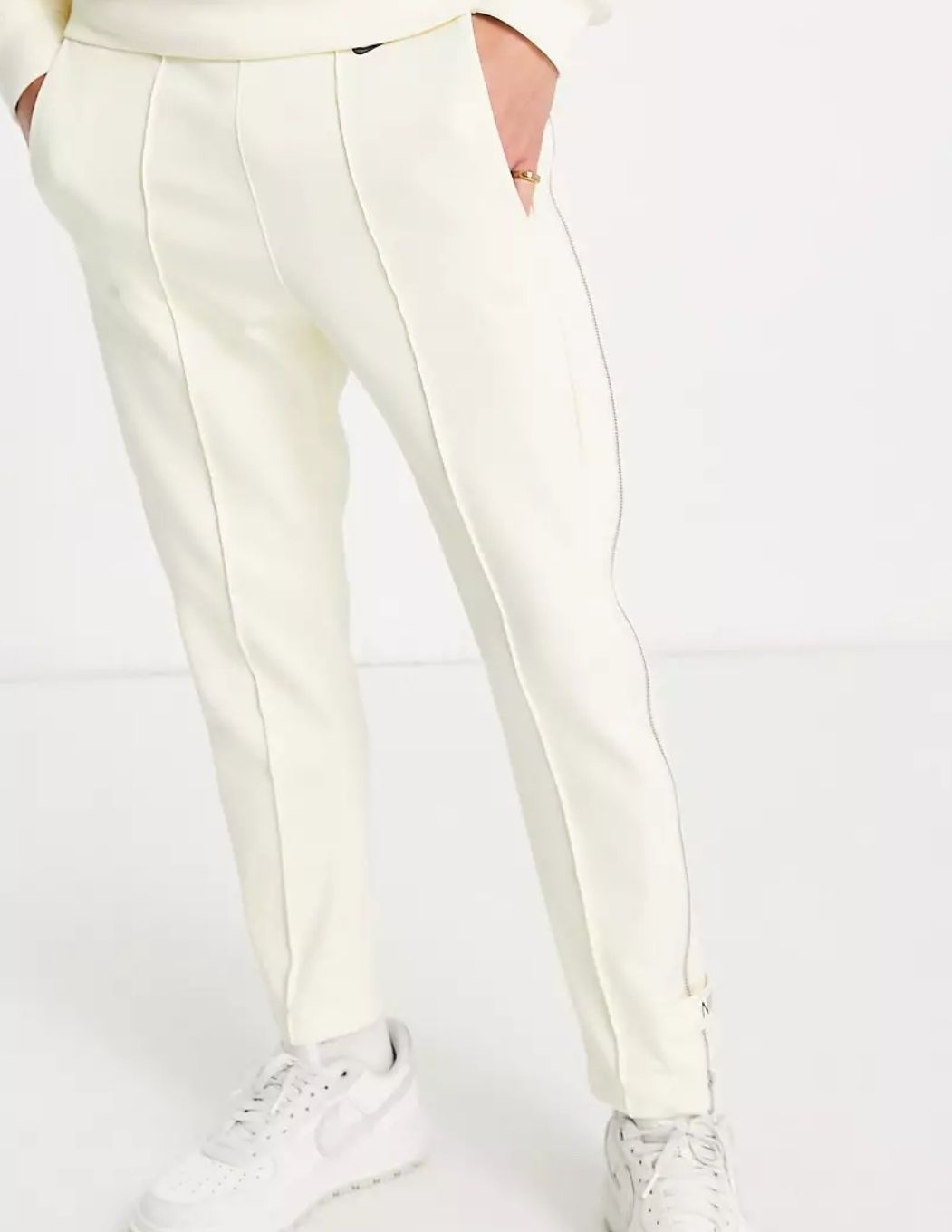 Pantaloni Nike Circa marimea S