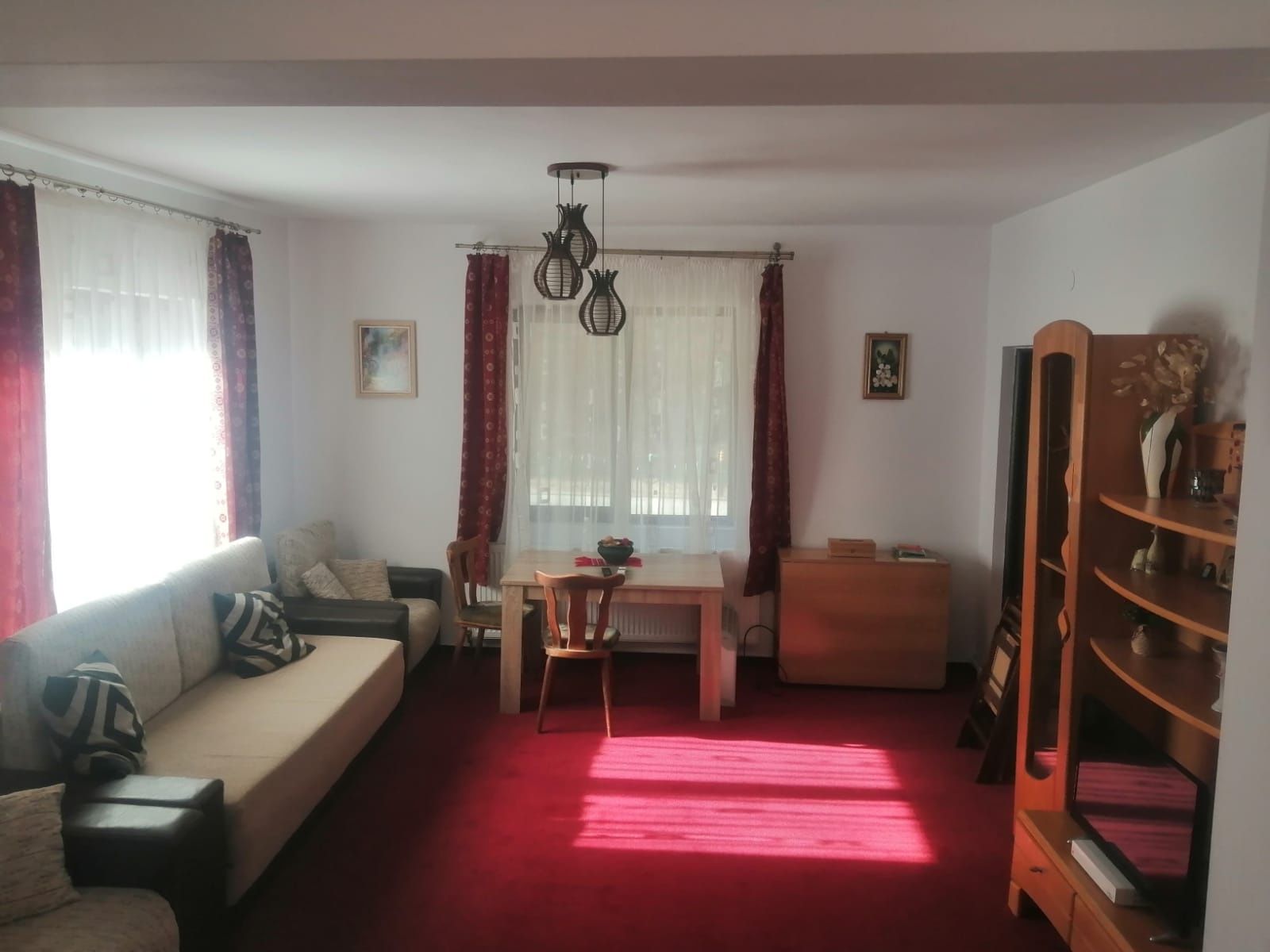 cabana de inchiriat - M-tii Retezat - disponibila de 1 Mai