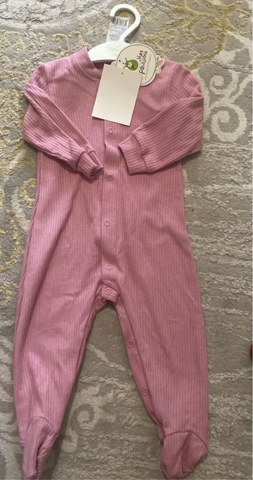 Продаем почти новые детские  вещий