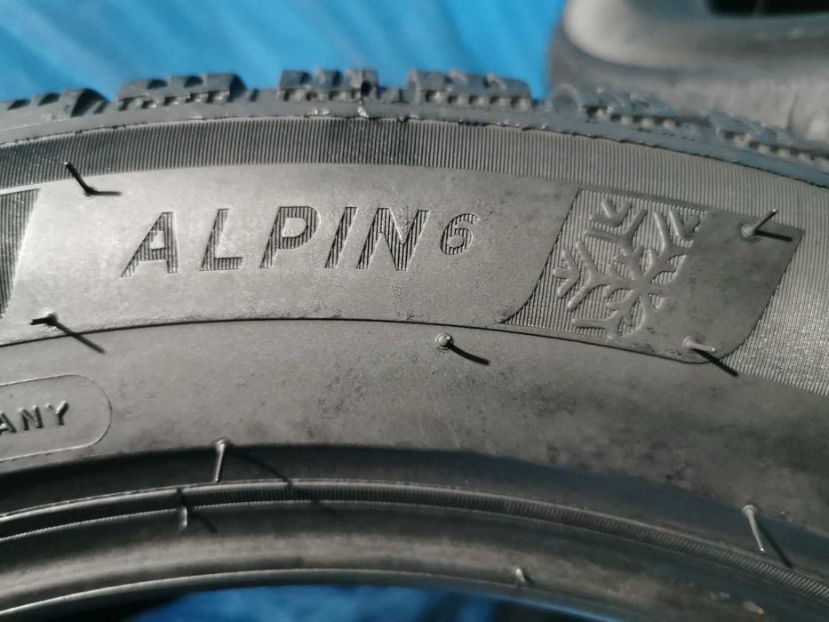 225 50 17 michelin m+s 4 buc