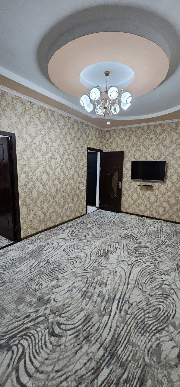 Продаётся квартира Чиланзар 10 2/2/4. Разделка. Можно в ипотеку