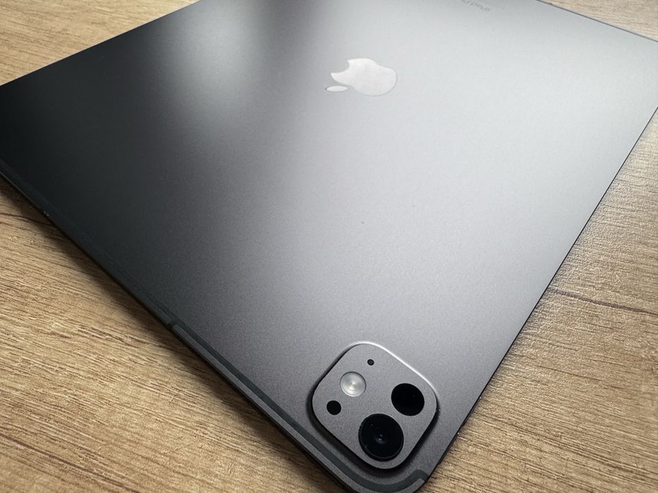 Apple iPad Pro 13 inch wifi M4 256 GB space grey garantie aprilie 2026