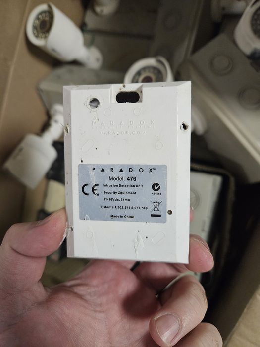 2 seturi Dvr 16 Camere + 2 seturi alarme paradox