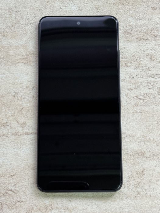 Realme 14x 5G 128GB / 6GB + 8GB RAM / 50MP Camera