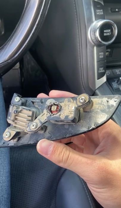 Камера Боковые зеркала Land Cruiser 300