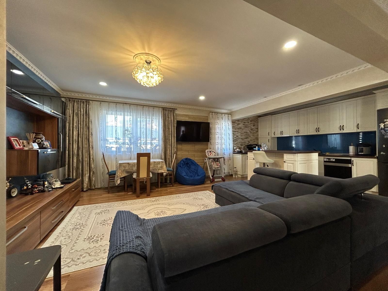 PF vand apartament 4 camere superfinisat si utilat