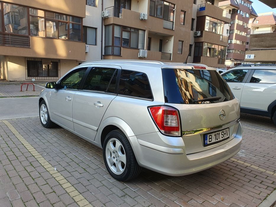 Opel astra h 2010 Facelift 220.000 Km reali Impecabilă