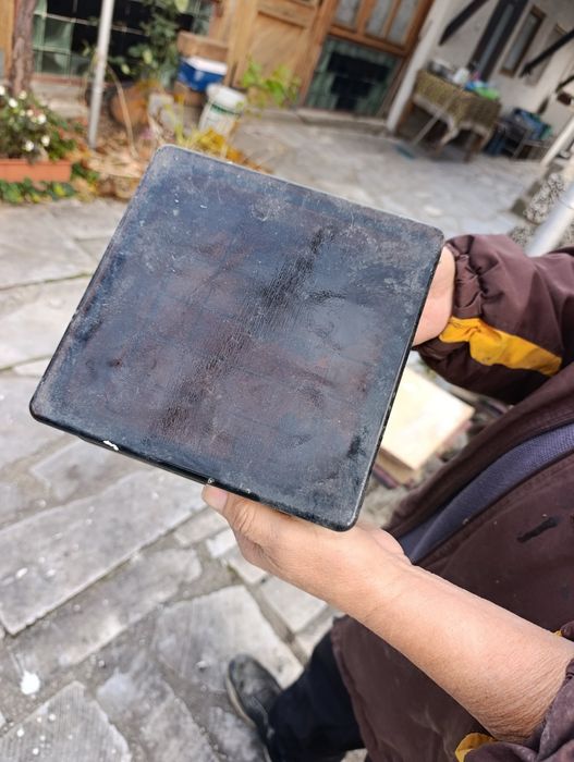 Стъклени тухли запазени