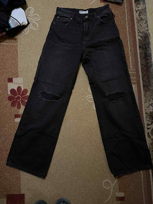 Черни дънки Бершка М размер