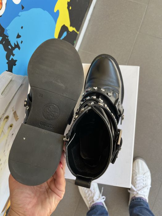Дамски боти Guess номер 39
