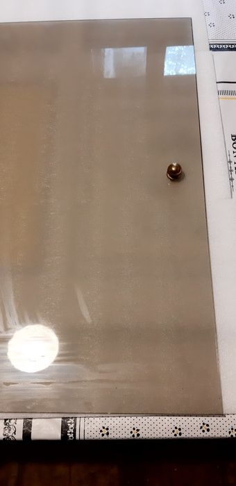 Стъклени вратички  за  шкаф секция