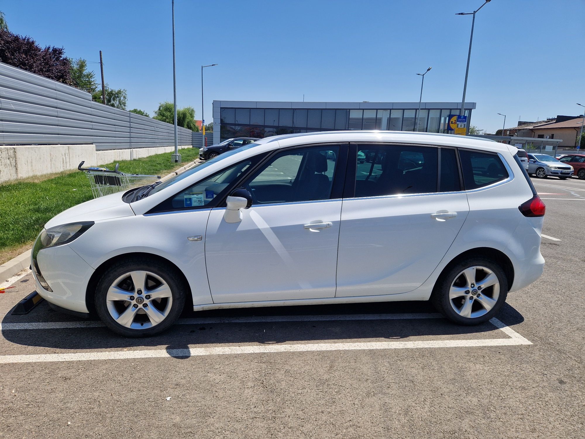 Opel Zafira 7 locuri