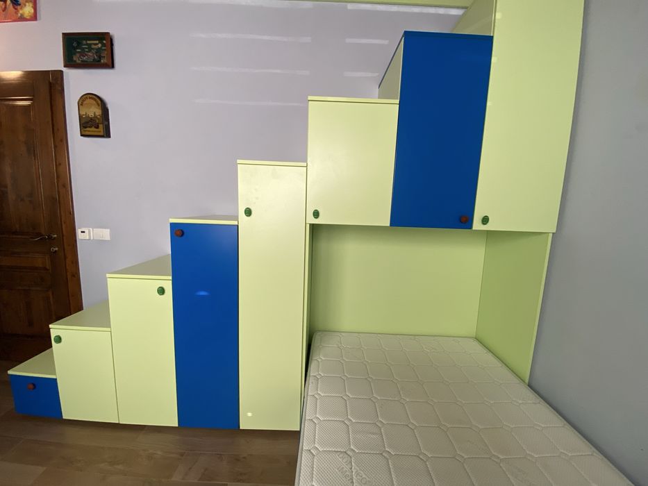 Vand mobila camera copil.