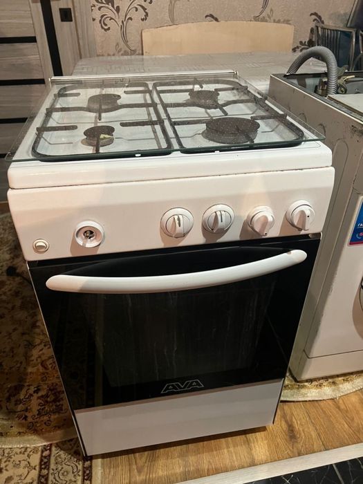 Газовая плита с духовкой