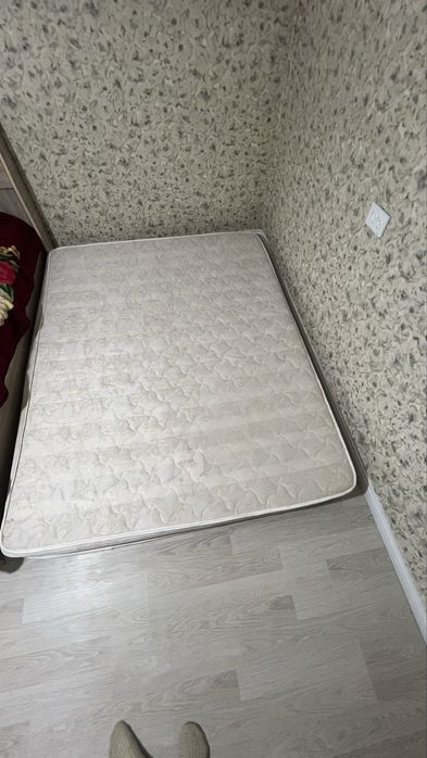 продам матрас качество хорошее размер 160х200