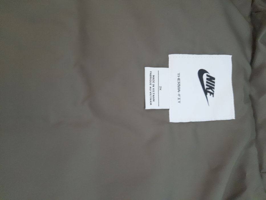 Оригинално ново дамско яке Nike XXL