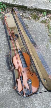 Цигулка Кремона с лък и куфар