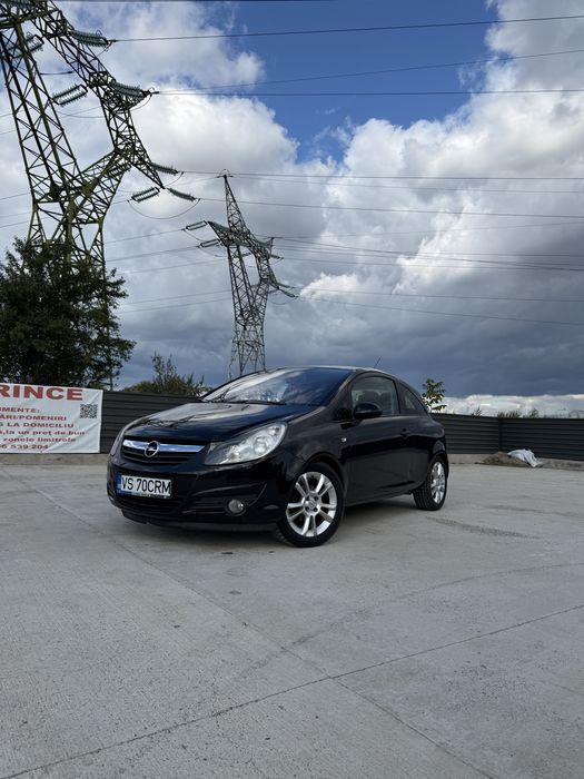 Opel Corsa D 1.4 benzină 2009 Coupe