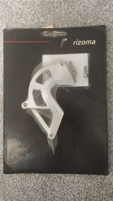 Protecție pinion Rizoma pentru Aprilia Rsv4 model 2009-2014