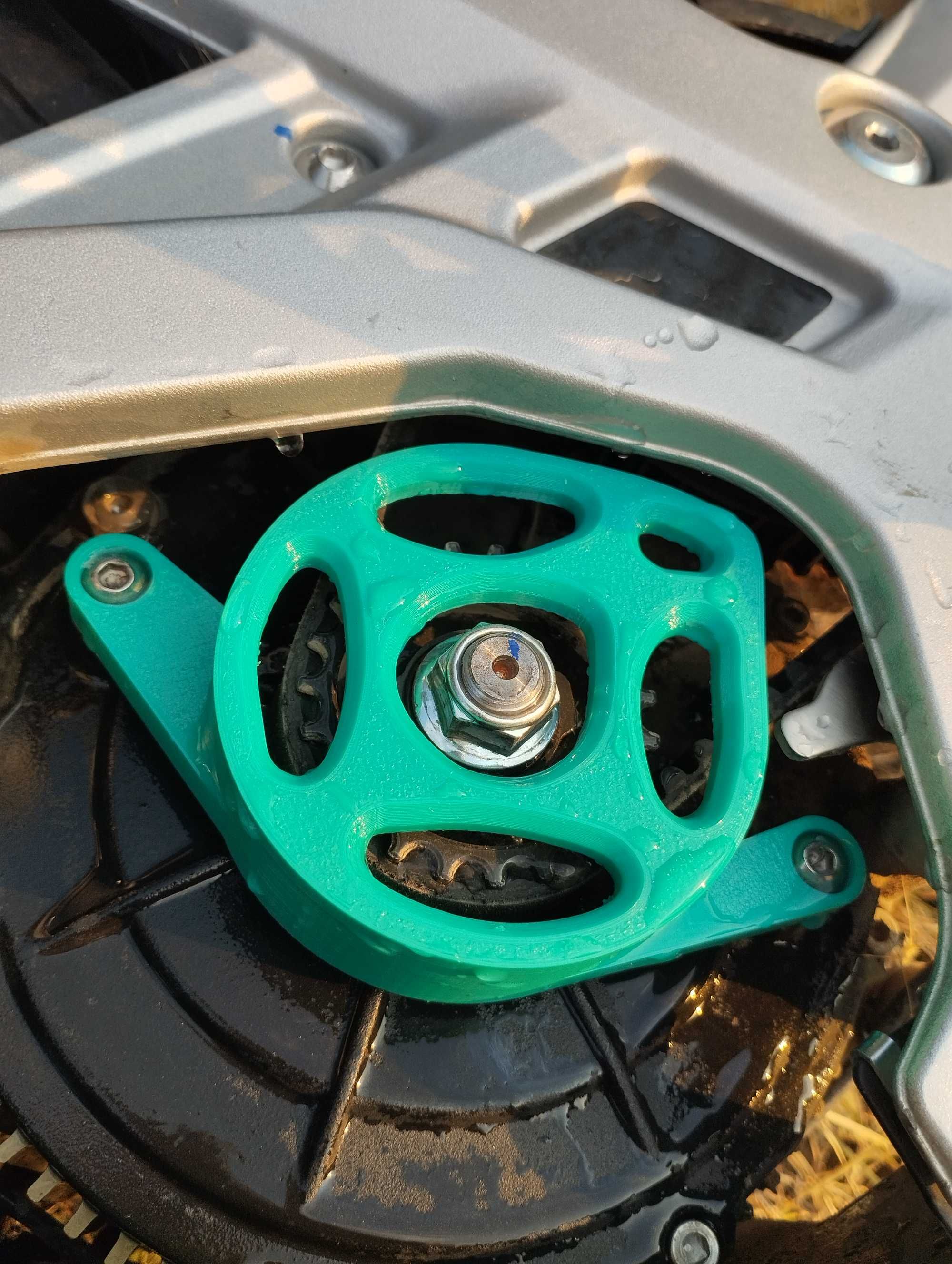 3D Принтиран Motor Cover за Surron (само за Surron lbx/lbs)