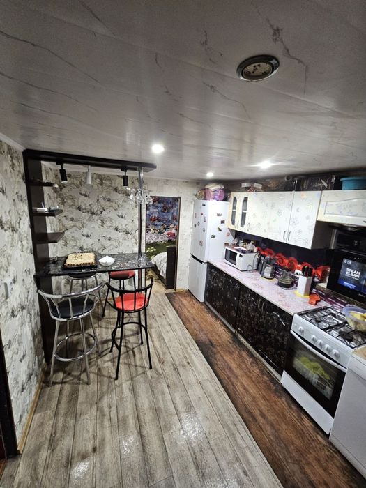 Продам или обмен на квартиру дом в районе 1 школы