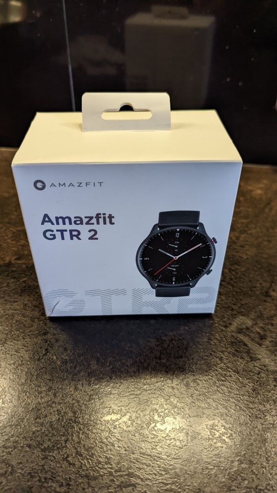 Продам часы Amazfit GTR2