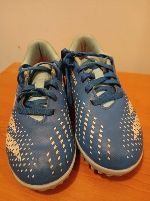 Vand ghete fotbal copii, modele diferite, pret 50 lei