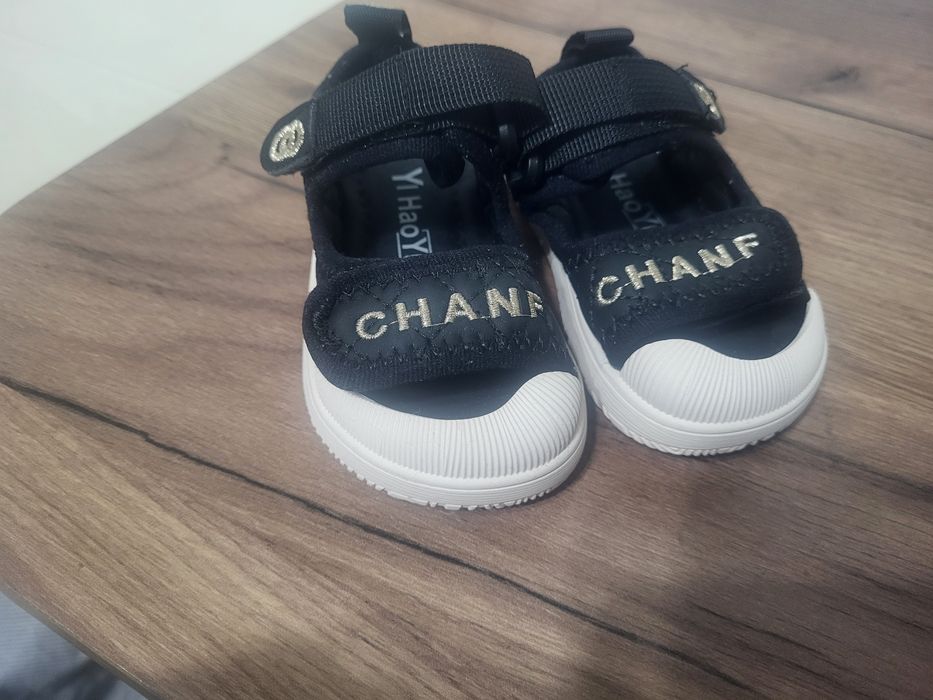 Детская обувь новая  16размер