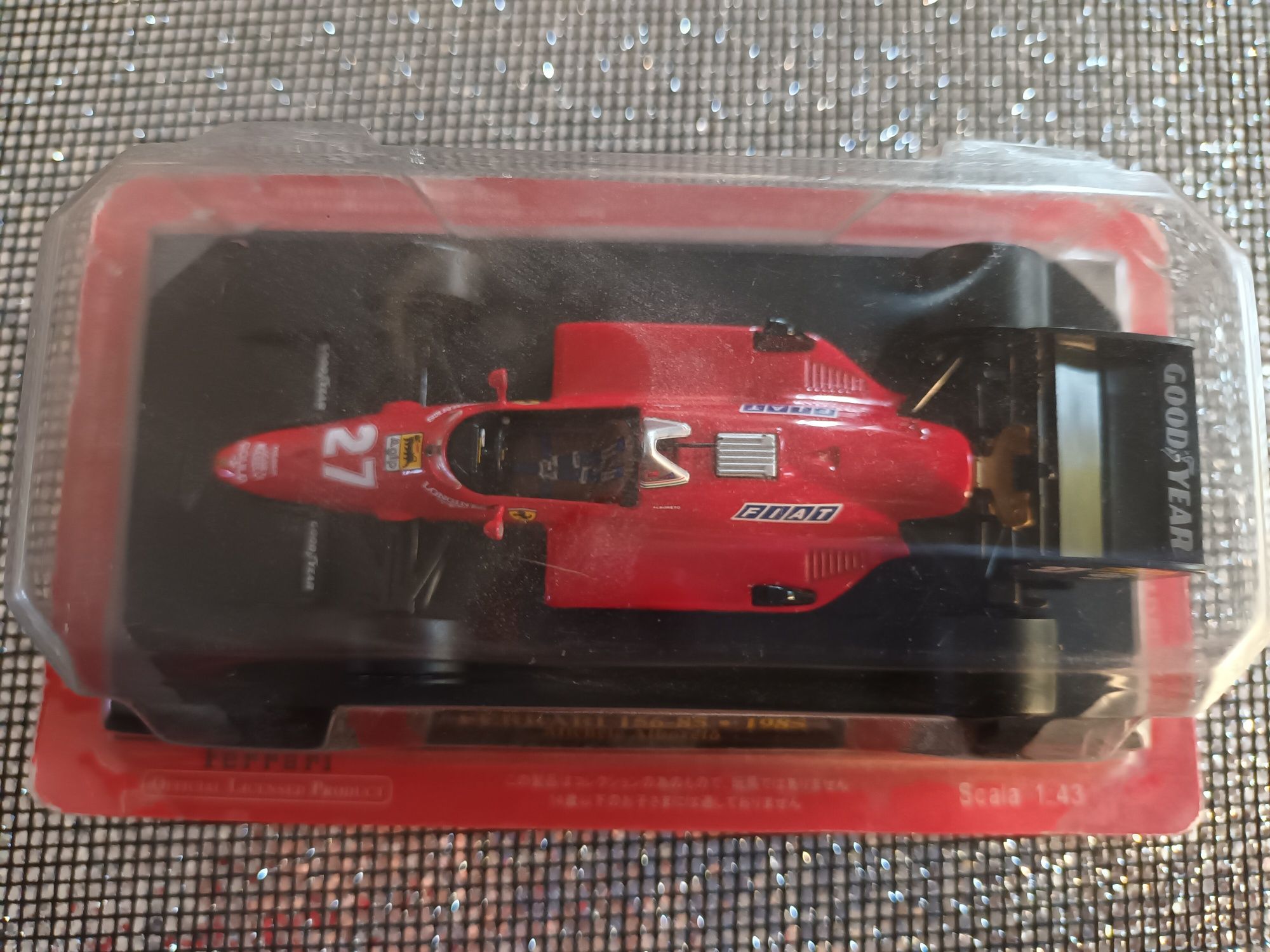 Macheta Ferrari 1:43 noua