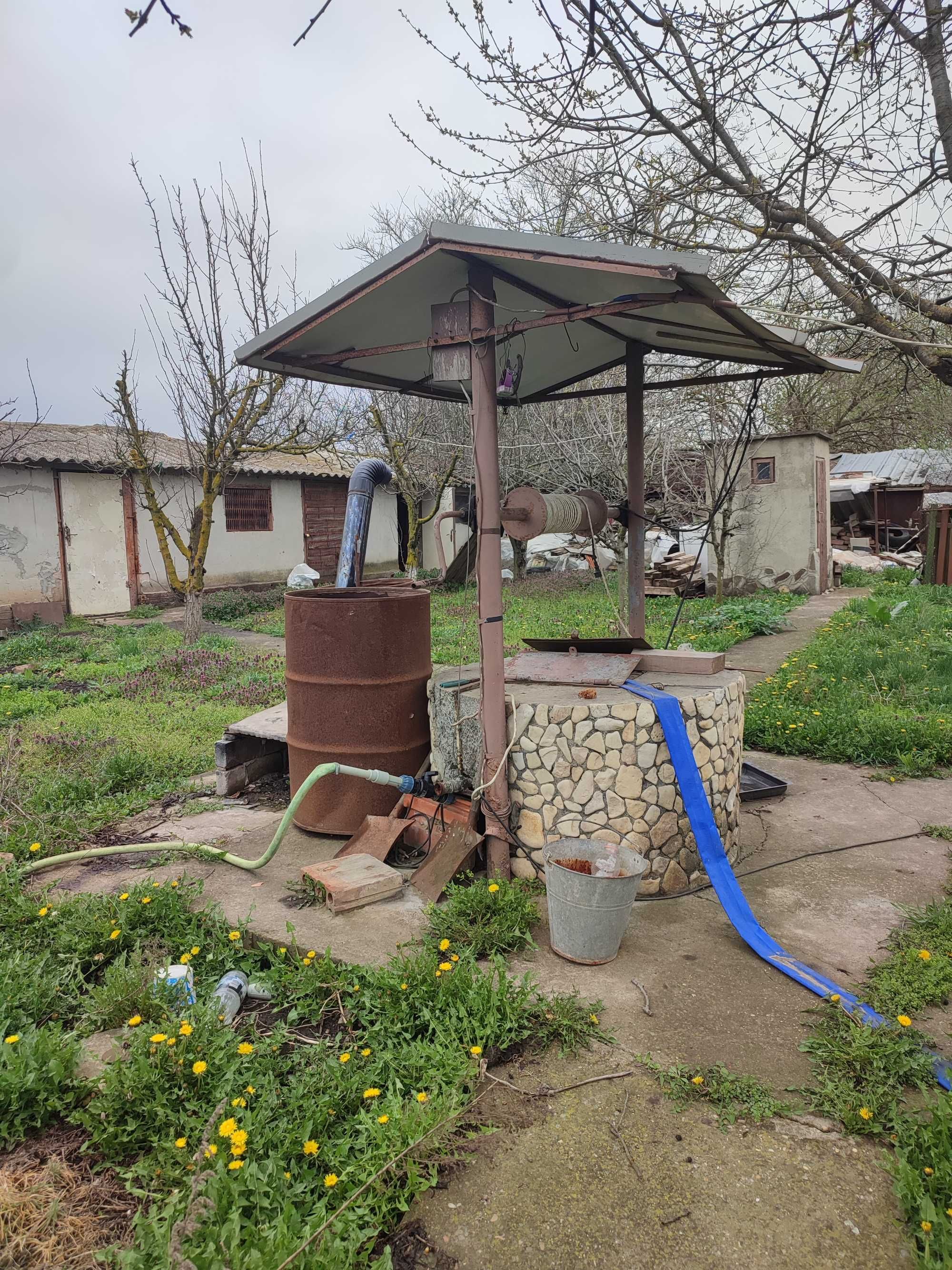 Продавам къща в с.Котленци