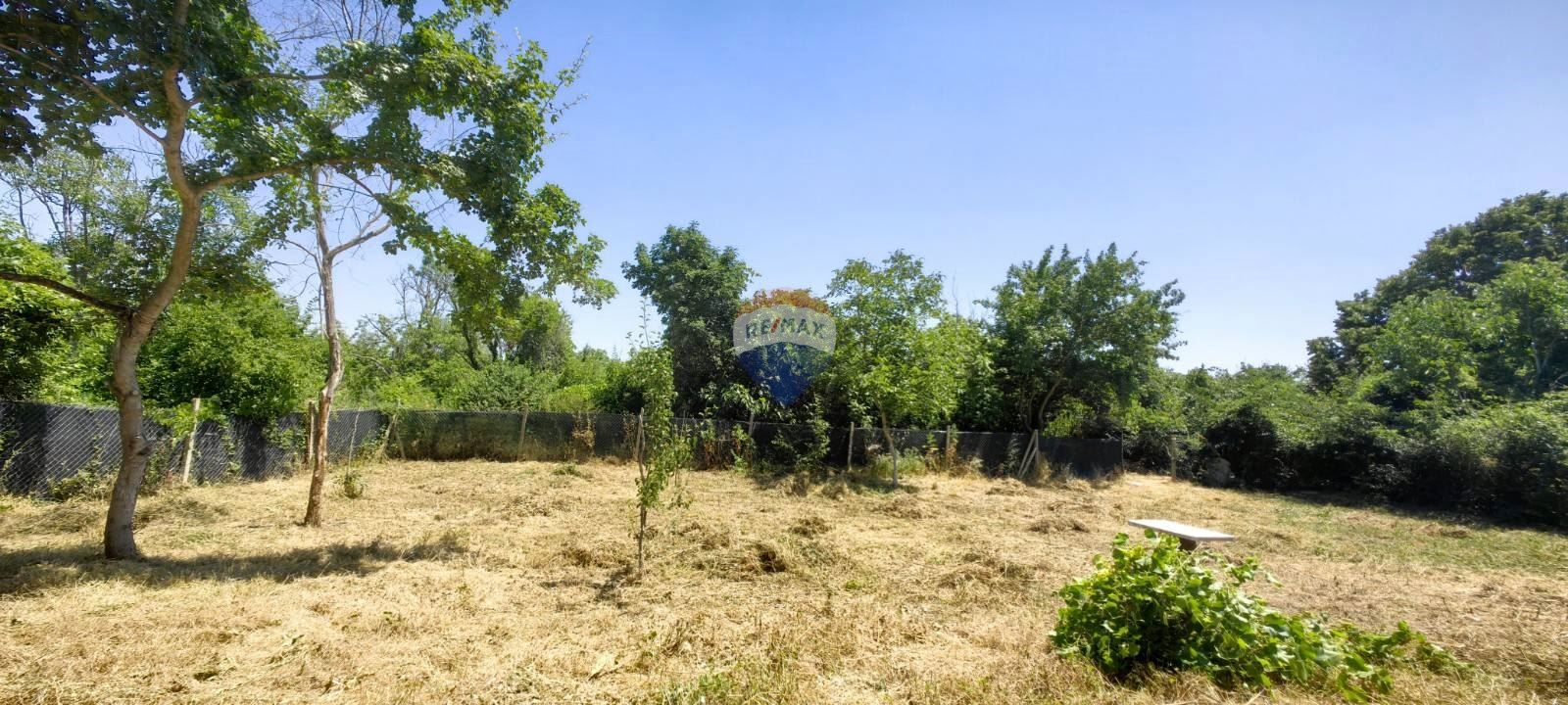 Парцел за продажба, м-ст Панорама, над кк Златни Пясъци