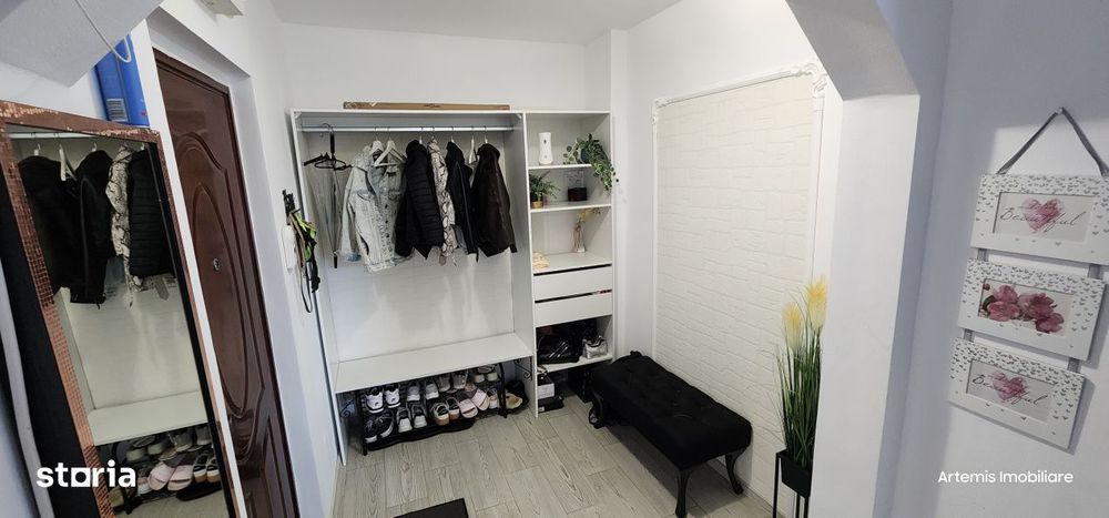 Apartament de 4 camere, decomandat, 57 mp., zona Manastur