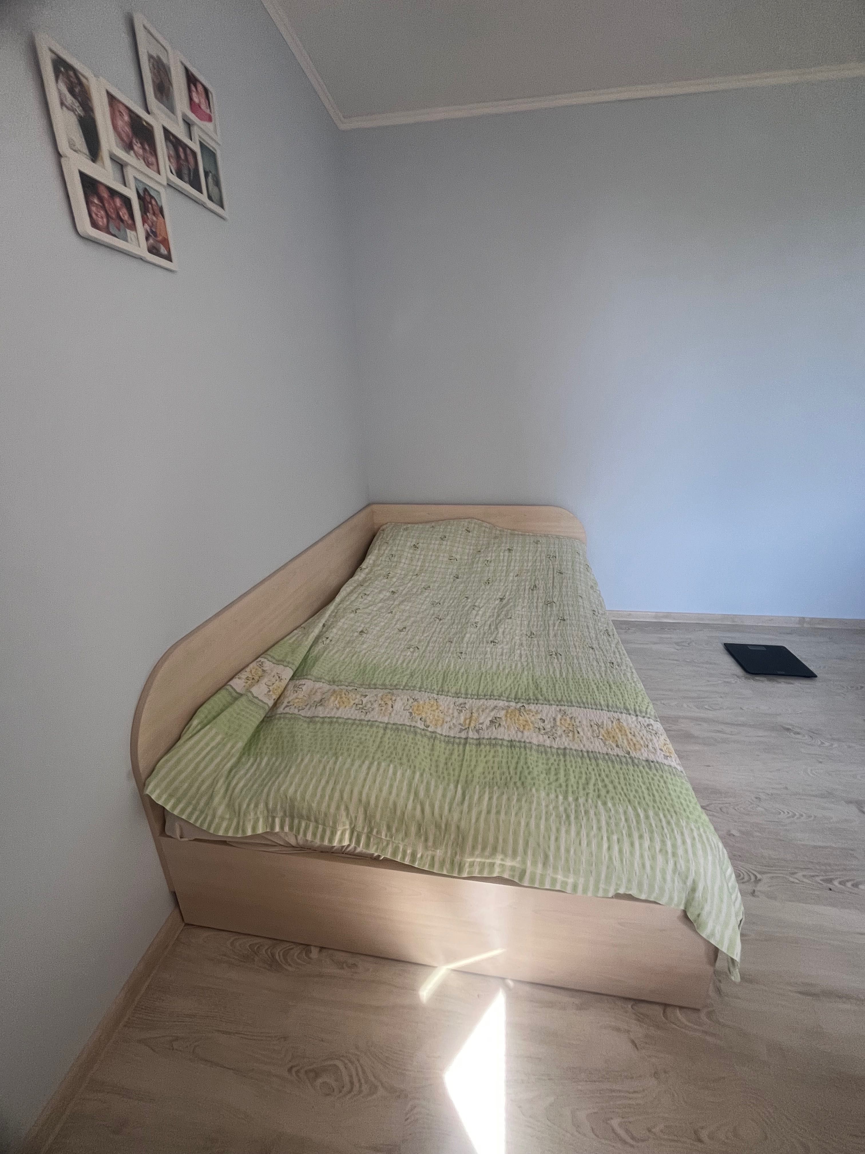 Детско легло с матрак 135/200см