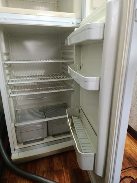 Рабочий холодильник