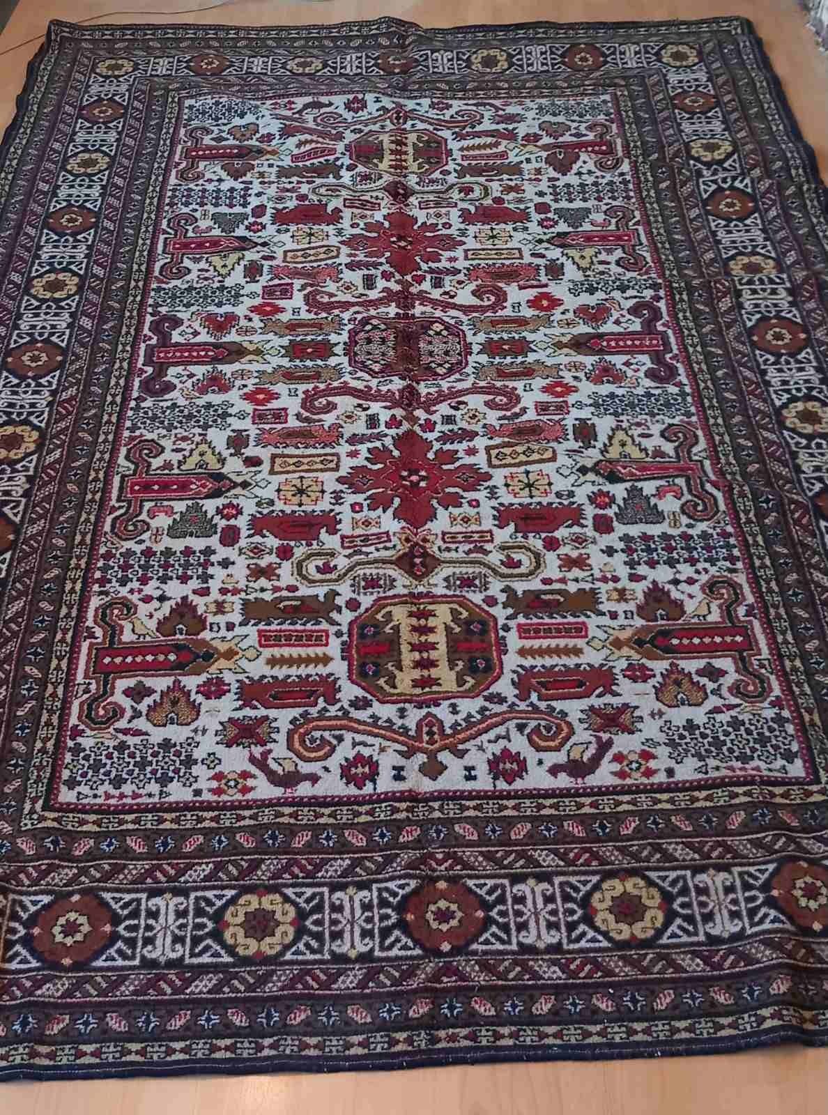 Персийски килим, уникален