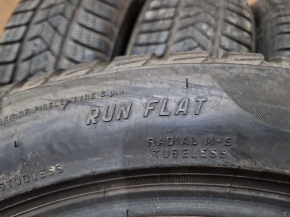 4 Pirelli R18 225/50
зимни гуми Runflat 
DOT3820