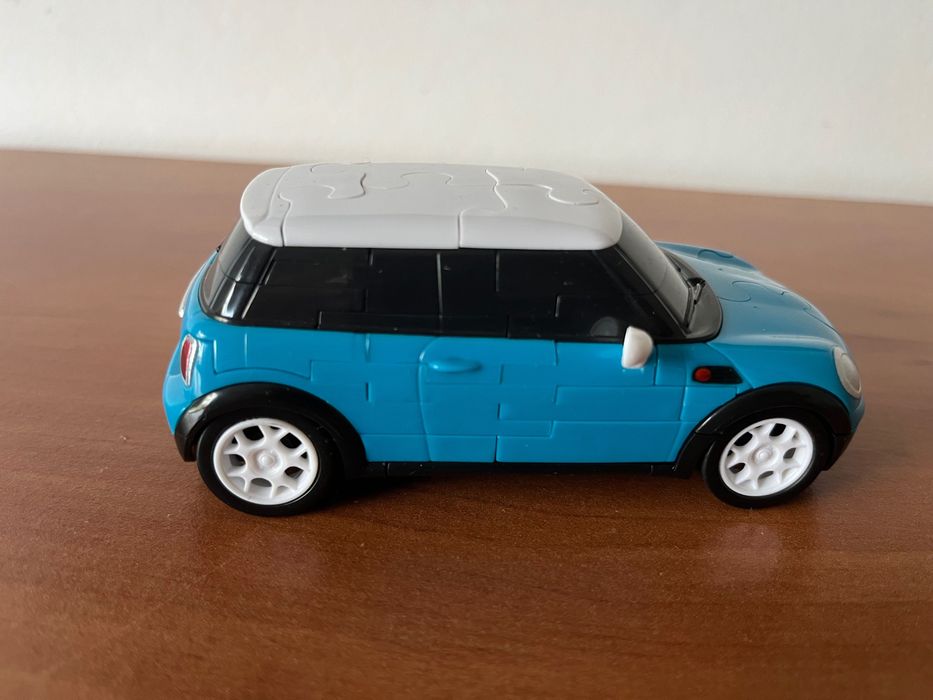 Гараж с две колички и 3d пъзел мини купър