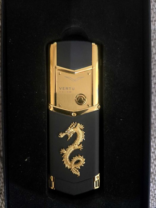 Телефон Vertu dragon