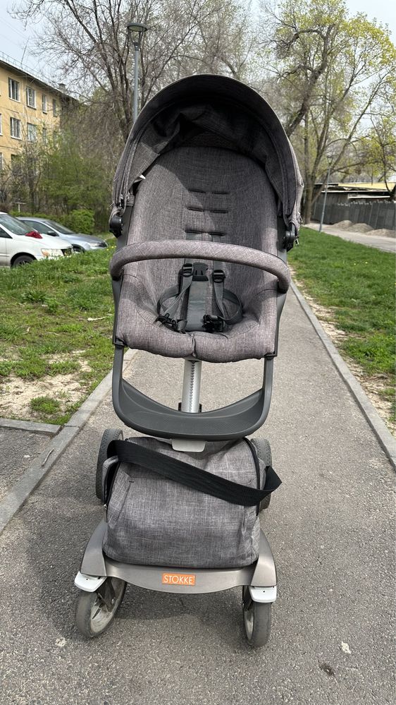 Коляска Stokke