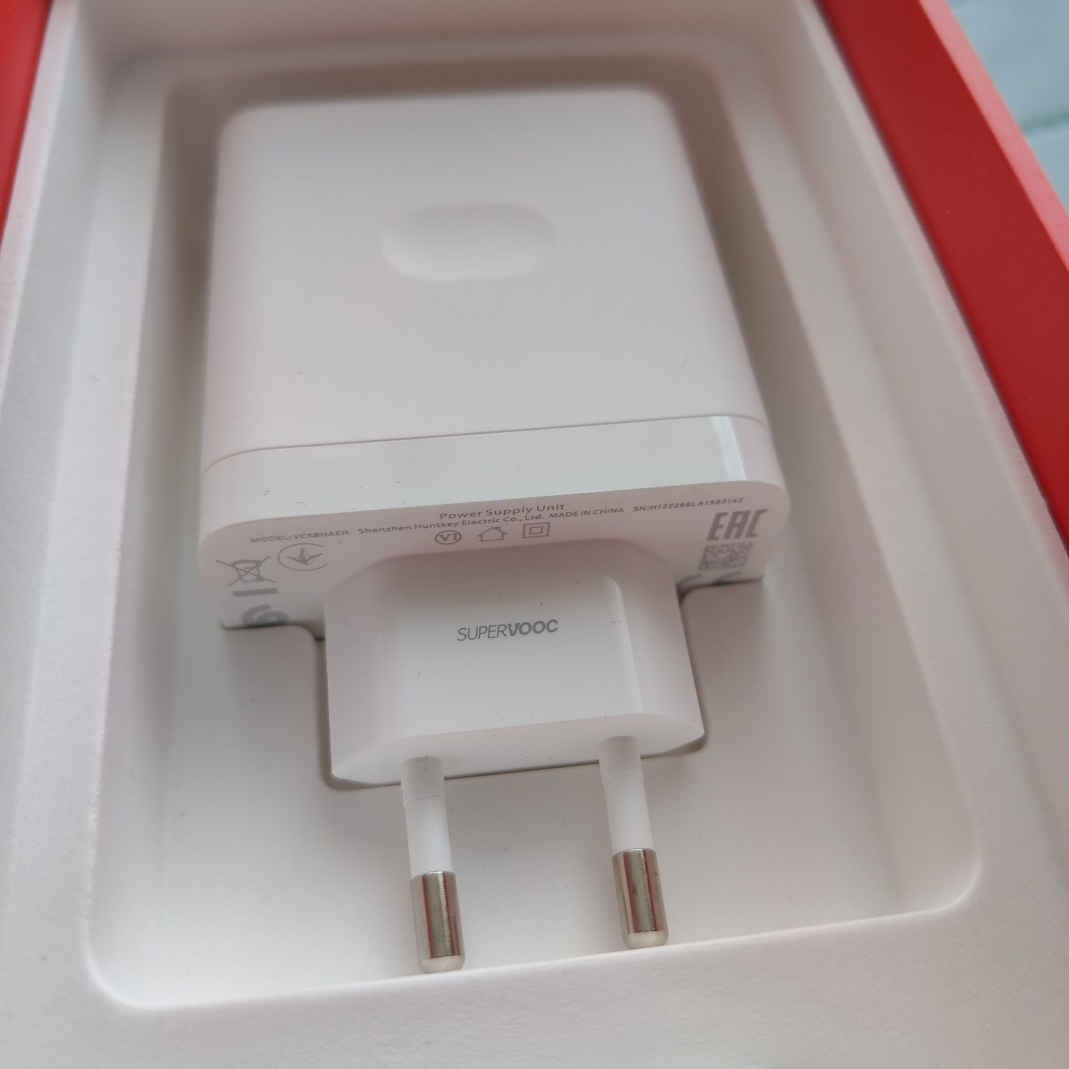 Adaptor 160w usb c OnePlus.