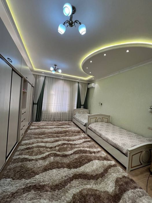 Евро участка  Исломобод 6 соток 8 хона